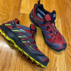 Gently worn Salomon XA Pro GTX - Mens US 9